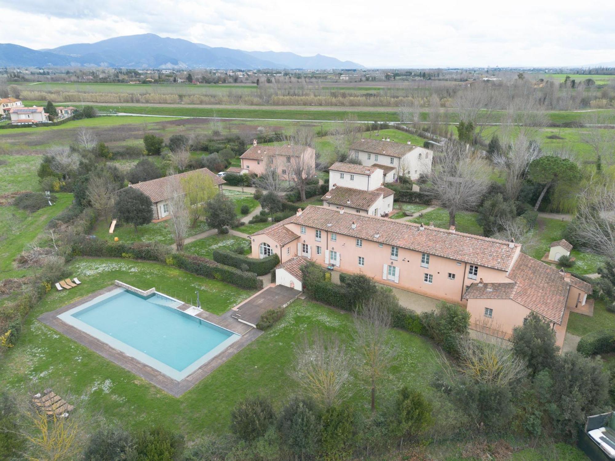 B&B Borgo Di Pratavecchie Migliarino Pisano Exterior photo